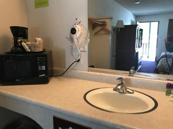 Penginapan Sungai image 11