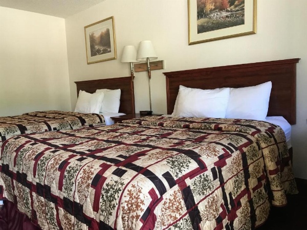 Penginapan Sungai image 6